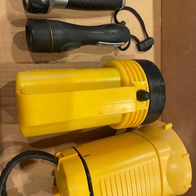 Flashlight lot