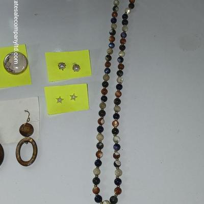 Mixed Jewelry Lot – Earrings, Necklaces, Ring