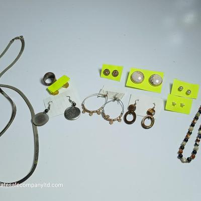 Mixed Jewelry Lot – Earrings, Necklaces, Ring