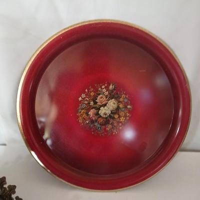 Vintage Decorative metal made in England Plate Set & electric Hurricane Lamp