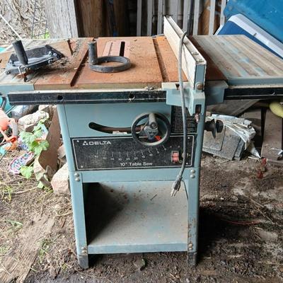 Delta 10" Table Saw – Heavy-Duty Contractor Style – Cast Iron Top