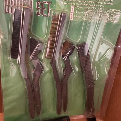 Clamps and brush set