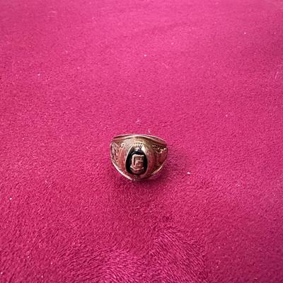 1969 GREELEY WEST 10K CLASS RING