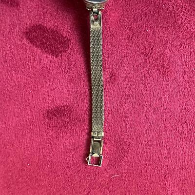 LADIES WALTHAM WATCH WITH GOLD FILLED BAND