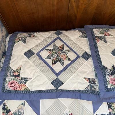 FULL SIZE BED WITH ANTIQUE HEADBOARD & MATCHING NIGHT STAND PLUS BEDSPREAD