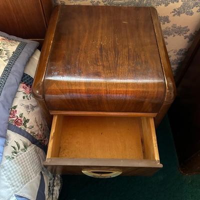 FULL SIZE BED WITH ANTIQUE HEADBOARD & MATCHING NIGHT STAND PLUS BEDSPREAD