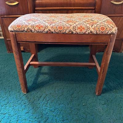 ANTIQUE VANITY WITH STOOL