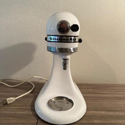 KITCHENAID STAND MIXER