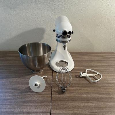 KITCHENAID STAND MIXER