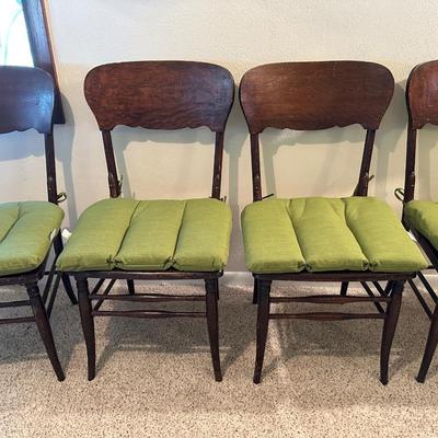 4 ANTIQUE DINING CHAIRS
