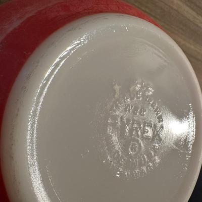 PYREX BOWLS AND BAKING DISHES