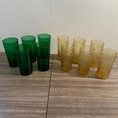 RETRO DRINKING GLASSES