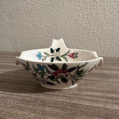 GRAVY BOAT, CONDIMENT SET AND A CANISTER W/LID