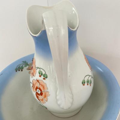 Antique Wash Basin & Pitcher