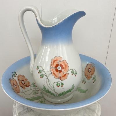 Antique Wash Basin & Pitcher