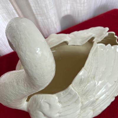 Large White Ceramic Vintage Swan Vase