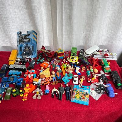 Mixed Toy Cars, Trucks, Figurines Lot