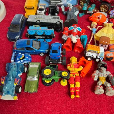 Mixed Toy Cars, Trucks, Figurines Lot