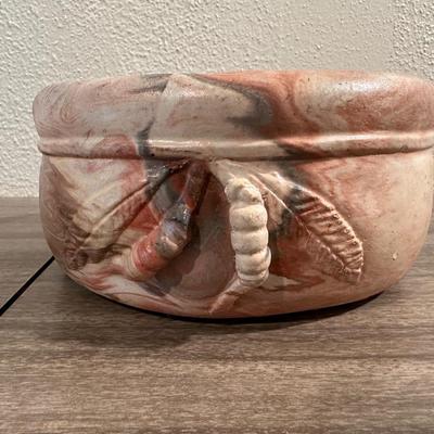 Sale Photo Thumbnail #1086: Middle bowl is 6-3/4” Round