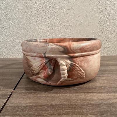 SIGNED POTTERY