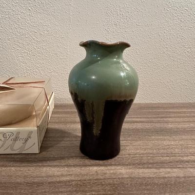 HABERSHAM CANDLE AND 2 CLAY VASES