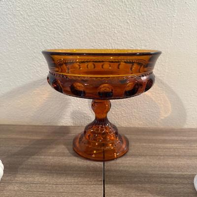 AMBER GLASS COMPOTE AND 2 MILK GLASS VASES