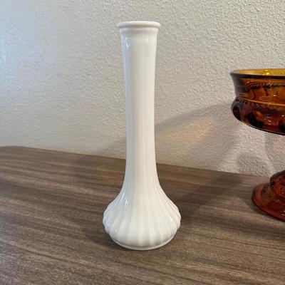 AMBER GLASS COMPOTE AND 2 MILK GLASS VASES