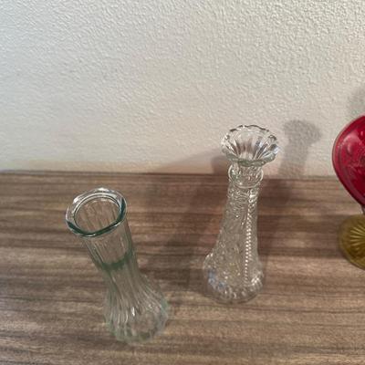 AMBERINA BUTTON GLASS COMPOTE AND 4 GLASS VASES