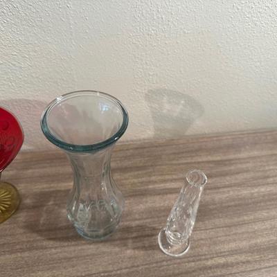 AMBERINA BUTTON GLASS COMPOTE AND 4 GLASS VASES