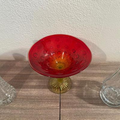AMBERINA BUTTON GLASS COMPOTE AND 4 GLASS VASES