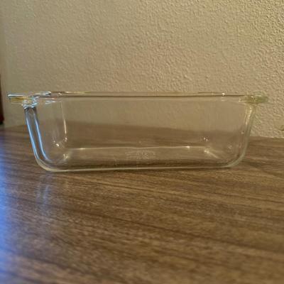 ANCHOR HOCKING AND PYREX GLASS BAKING DISHES