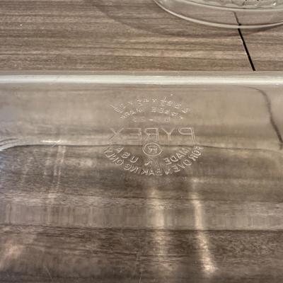ANCHOR HOCKING AND PYREX GLASS BAKING DISHES