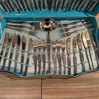 MORI INOX FLATWARE IN A CASE 12 PLACE SETTING