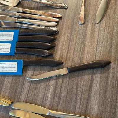 MISC SILVER PLATE AND STAINLESS STEEL FLATWARE AND SERVING PIECES