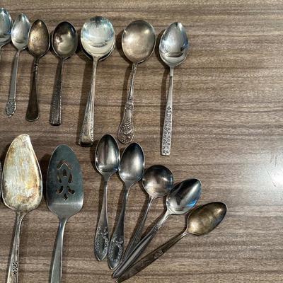 MISC SILVER PLATE AND STAINLESS STEEL FLATWARE AND SERVING PIECES