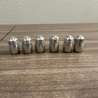 6 STERLING SILVER SHAKERS