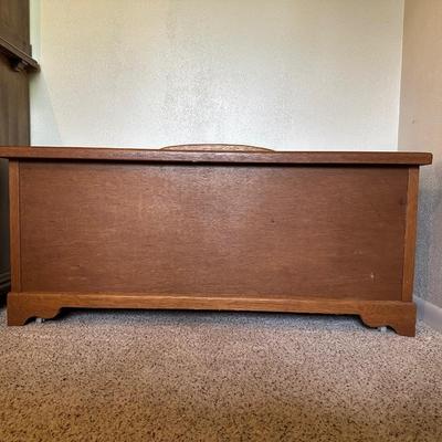 HOPE CHEST ON CASTERS
