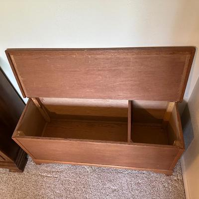 HOPE CHEST ON CASTERS