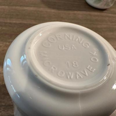 CORELLE DINNERWARE