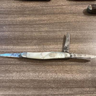 CASE, KABAR, SCHRADE & HENCKELS POCKET KNIVES