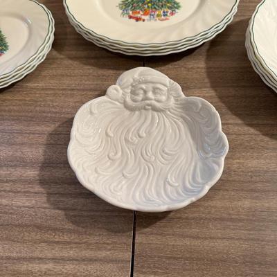 CHRISTMAS DISHES AND COOKIE JAR