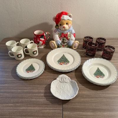 CHRISTMAS DISHES AND COOKIE JAR