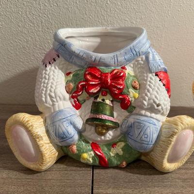 CHRISTMAS DISHES AND COOKIE JAR