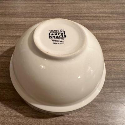 MISC KITCHEN ITEMS