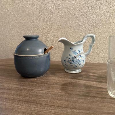 MISC KITCHEN ITEMS