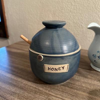 MISC KITCHEN ITEMS