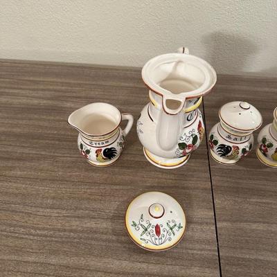 1912 ROYAL ROCHESTER ENAMEL PERCOLATOR AND CERAMIC TEAPOT, CREAMER AND SHAKERS