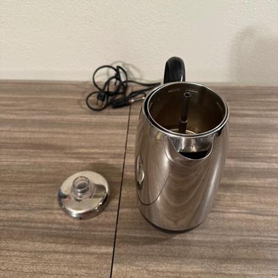 FARBERWARE PERCOLATOR AND 2 PITCHERS FROM ITALY AND ENGLAND