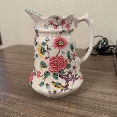 FARBERWARE PERCOLATOR AND 2 PITCHERS FROM ITALY AND ENGLAND