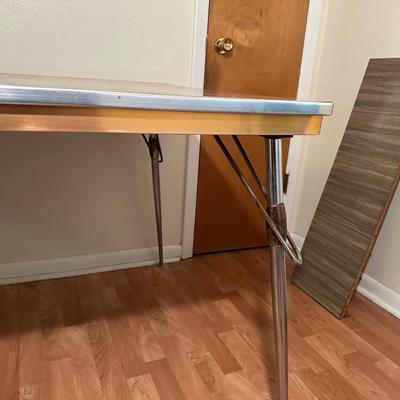 Sale Photo Thumbnail #1606: Table measures 29-3/8”H x 36”W x 48-1/4”L